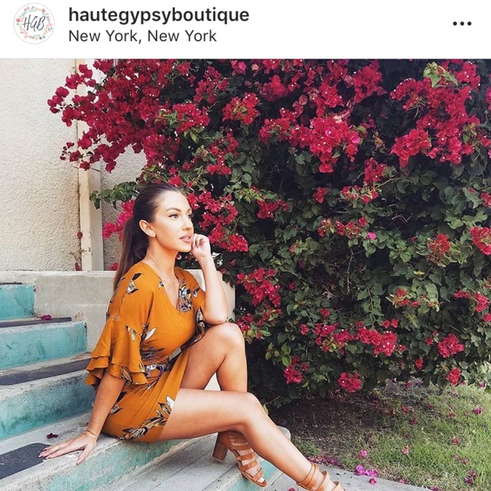 BLOGGER FAV - Samantha Floral Print Mini Dress